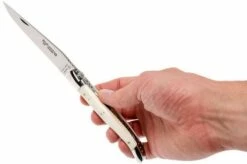 Laguiole En Aubrac Classic 12cm White Bone L0212OSI-FSI1 18 Laguiole En Aubrac Classic 12cm White Bone L0212OSI-FSI1 -KNIVESANDTOOLS Sales AUL0212OSI FSI1 08 laguiole en aubrac aul0212osi fsi1 08