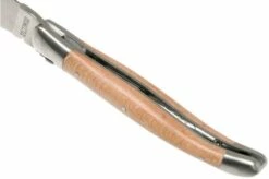 Laguiole En Aubrac Classic 12cm Plane-tree L0212PYNI/FSB1 14 Laguiole En Aubrac Classic 12cm Plane-tree L0212PYNI/FSB1 -KNIVESANDTOOLS Sales AUL0212PYNI FSB1 05 laguiole en aubrac