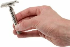 Böker Safety Razor Open Comb 04BO171 Classic Razor 9 Böker Safety Razor Open Comb 04BO171 Classic Razor -KNIVESANDTOOLS Sales BO04BO171 04 boker bo04bo171 04