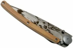Deejo Wood One-Hand 37g Deer, Juniper Wood 1CB000546 Serrated Pocket Knife -KNIVESANDTOOLS Sales DJ1CB000546 04 deejo
