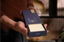 Skerper Glass Stone SVGS3000 Sharpening Stone, 3000 Grit -KNIVESANDTOOLS Sales Glass stone skerper box 1 1200x800 1