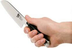 Kai Shun - Small Santoku 13.75 Cm -KNIVESANDTOOLS Sales KADM727 07 kai shun v2017 kadm727 07
