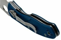 Spyderco Persistence Lightweight C136SBL Serrated S35VN Blue FRN Pocket Knife -KNIVESANDTOOLS Sales SPC136SBL 04 spyderco
