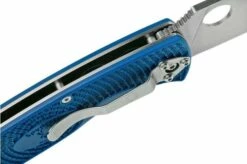 Spyderco Resilience Lightweight S35VN Blue C142PBL FRN Pocket Knife -KNIVESANDTOOLS Sales SPC142PBL 06 spyderco