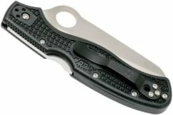 Spyderco Rescue 3 C14SBK3 Serrated Rescue Knife -KNIVESANDTOOLS Sales SPC14SBK3 04 spyderco spc14sbk3 04