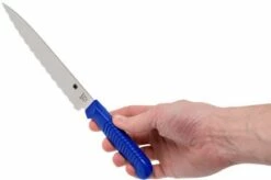 Spyderco K04SBL Utility Knife 16.5 Cm, Blue Serrated 13 Spyderco K04SBL Utility Knife 16.5 Cm, Blue Serrated -KNIVESANDTOOLS Sales SPK04SBL 06 spyderco kitchen
