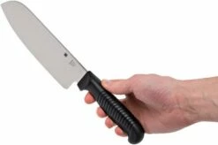 Spyderco K08PBK Santoku 16.5 Cm, Black -KNIVESANDTOOLS Sales SPK08PBKB 06 spyderco kitchen