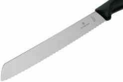 Victorinox SwissClassic 6.8633.21G Bread Knife Black 21 Cm -KNIVESANDTOOLS Sales VT6 8633 21G 03 victorinox