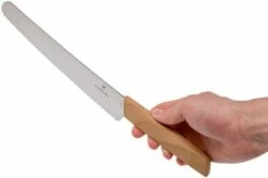 Victorinox Swiss Modern Bread Knife 22 Cm -KNIVESANDTOOLS Sales VT6 9070 22WG 08 victorinox vt6 9070 22wg 08