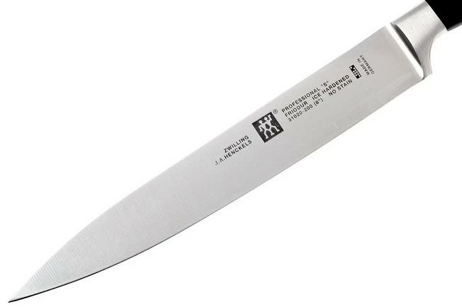 Zwilling J.A. Henckels Professional "S" Carving Knife 20 Cm (8") 4 Zwilling J.A. Henckels Professional "S" Carving Knife 20 Cm (8") - Image 2