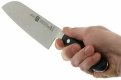 Zwilling 31117-181 Professional S Santoku -KNIVESANDTOOLS Sales ZW31117 181 05 zwilling professional s zw31117 181 05