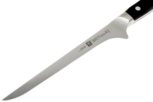 Zwilling Pro Filleting Knife 18cm, 38403-181 4 Zwilling Pro Filleting Knife 18cm, 38403-181 - Image 2